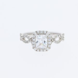 14 Karat White Gold Emerald Center Pavé Halo | & Twisty Diamond Band | Vintage Engagement Ring